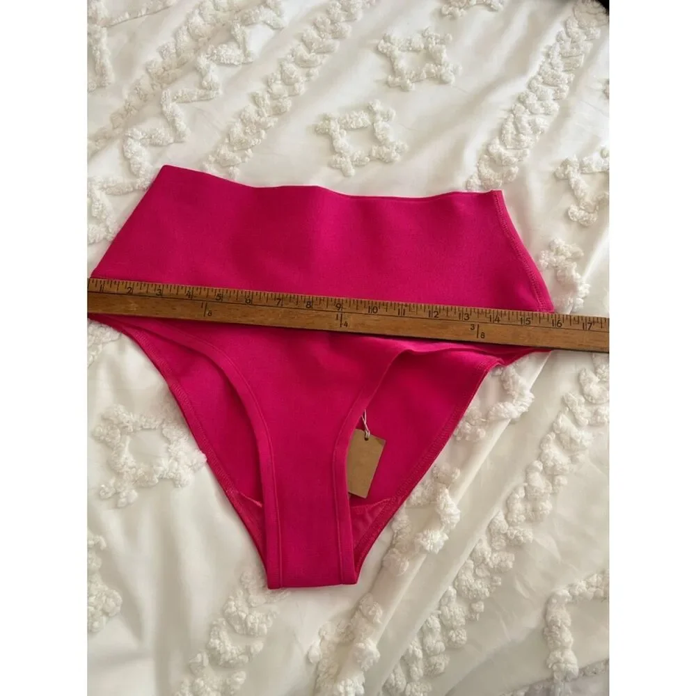SKIMS Hot Pink Ribbed Bikini Bottom medium new with tags